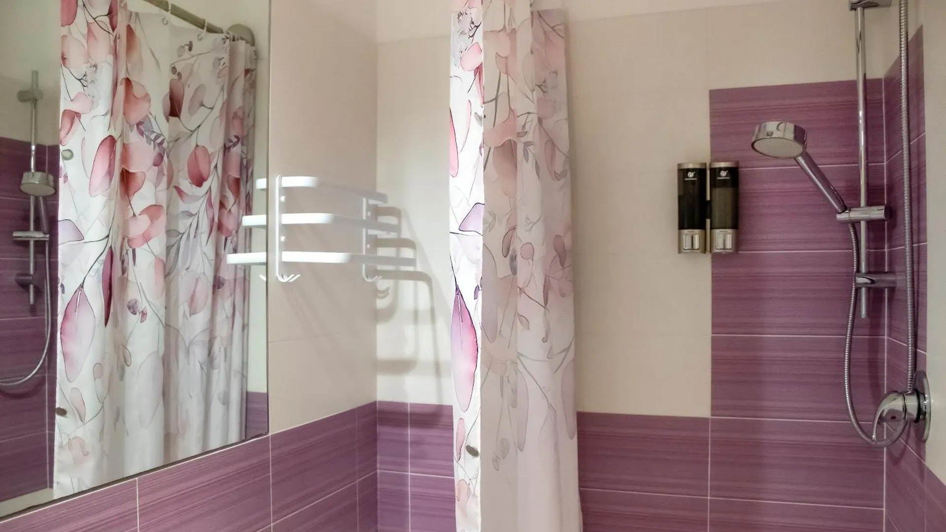 Sant'Eligio Apartments & Rooms Palermo 0*,  Italy