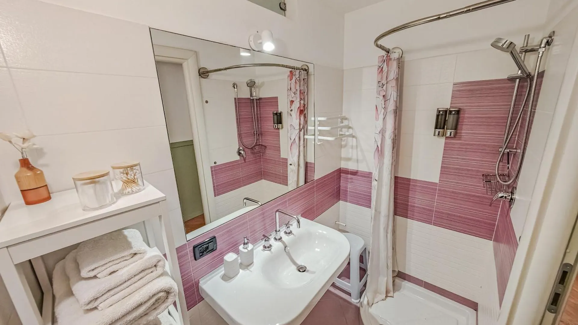 Pensión Sant'Eligio Apartments & Rooms Palermo Italia